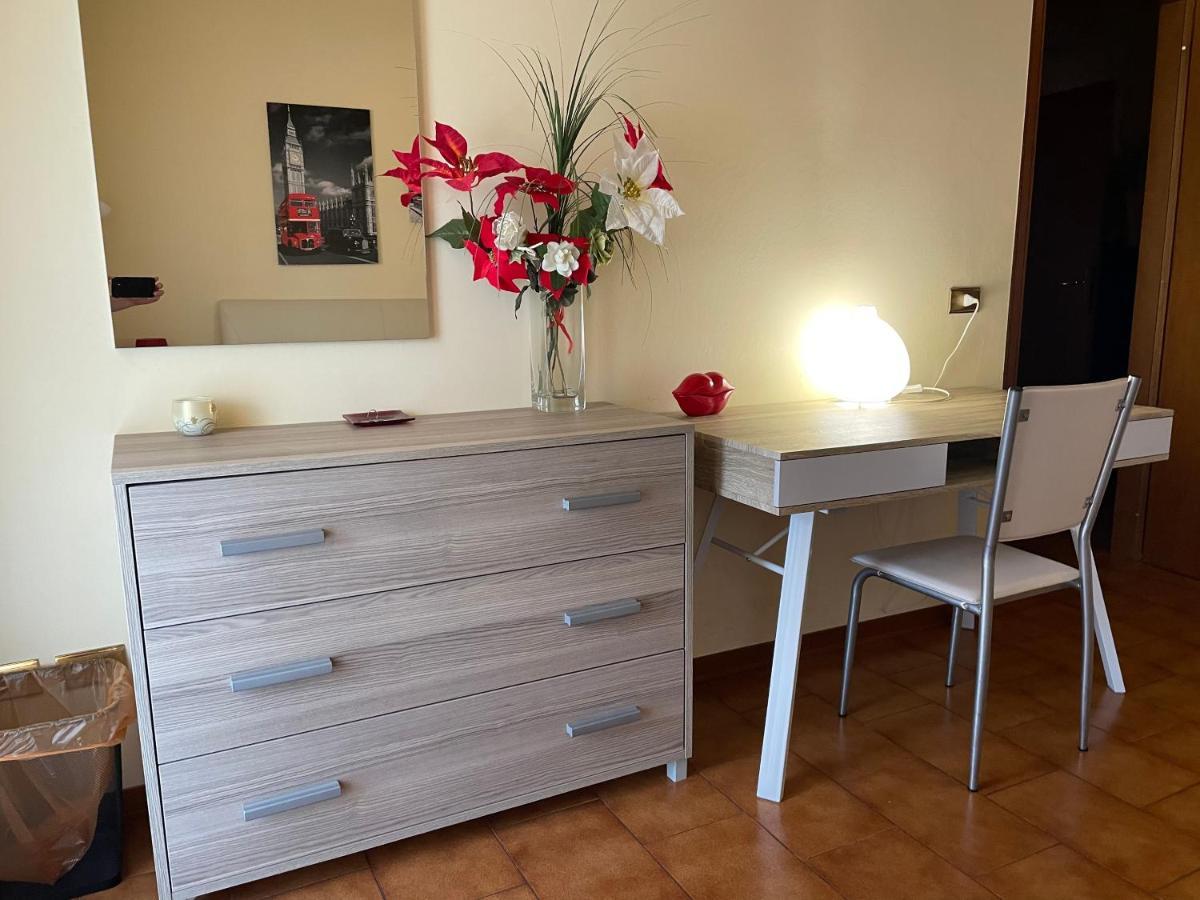 Le Case Di Cinzia Vinci Extérieur photo