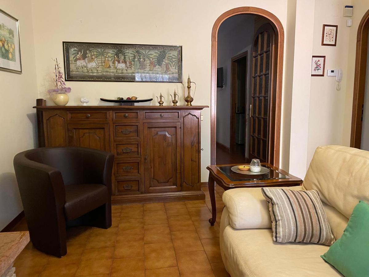 Le Case Di Cinzia Vinci Extérieur photo